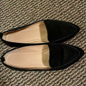 Chase & Chloe black suede loafers. Perfect for jeans or dress slacks